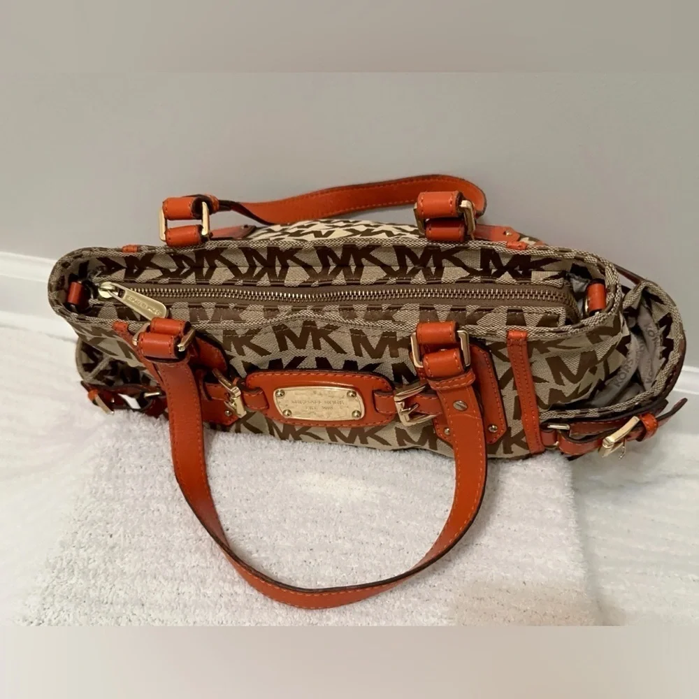 MICHAEL KORS SIGNATURE MONOGRAM GANSEVOORT BEIGE TANGERINE SATCHEL BAG